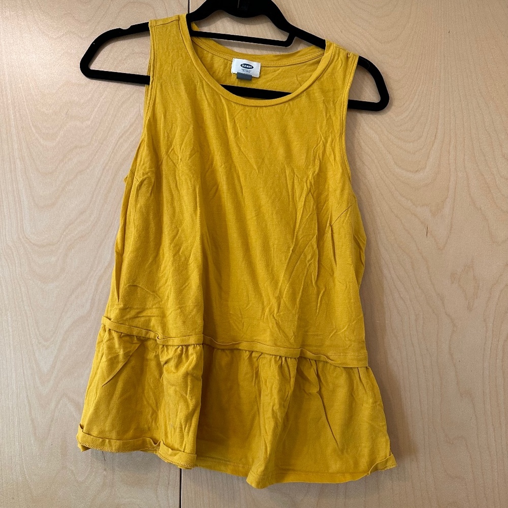 old navy mustard yellow peplum tank top
